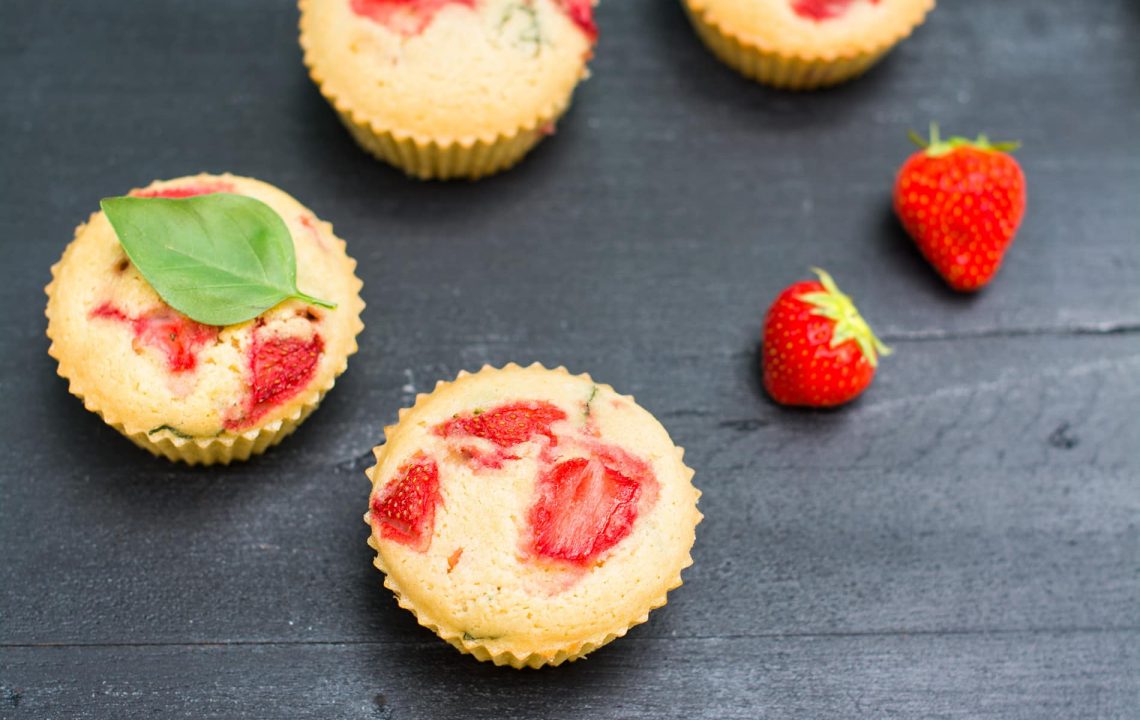 Ma recette de muffins sans gluten et sans lactose aux fraises et au basilic - 22 v'la Scarlett