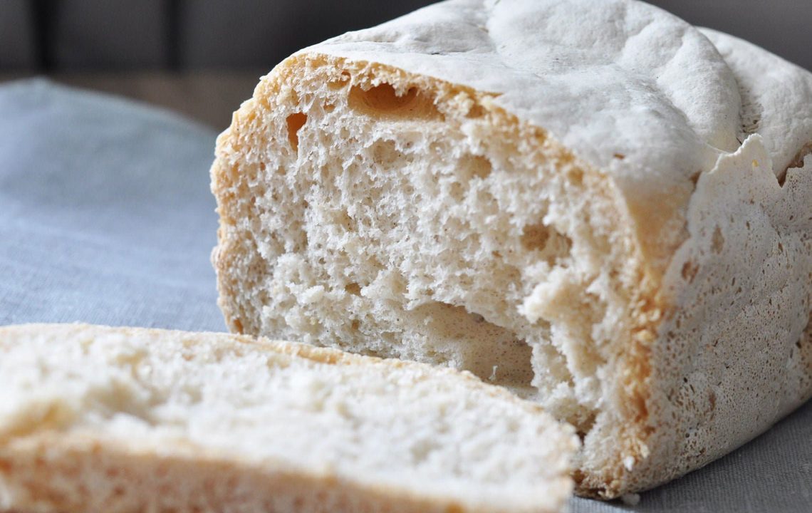 Pain sans gluten à la machine à pain - 22 v'la Scarlett